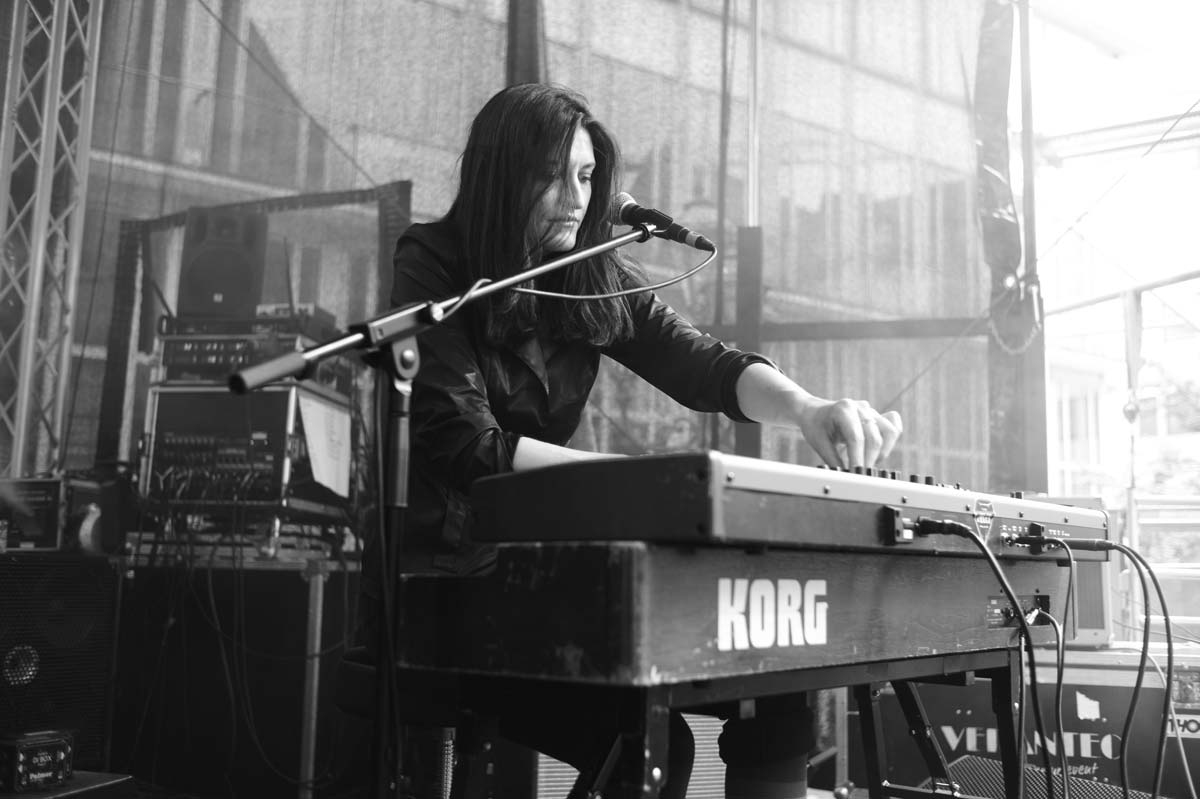 JuliaJulesFischer_TheJulesBand_Bardentreffen_Nürnberg_Musikerin_Foto_KJRoss